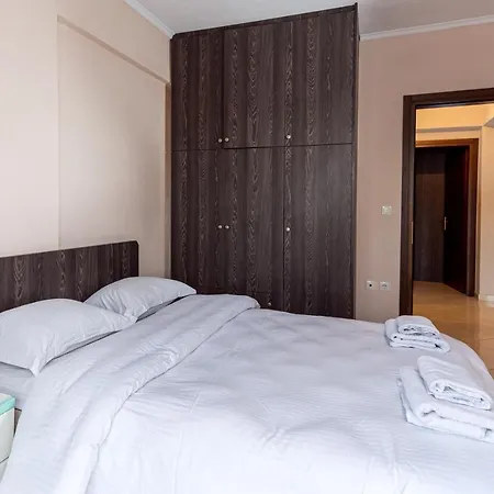 Spacious 2 Bedroom For 6 People Apartman *